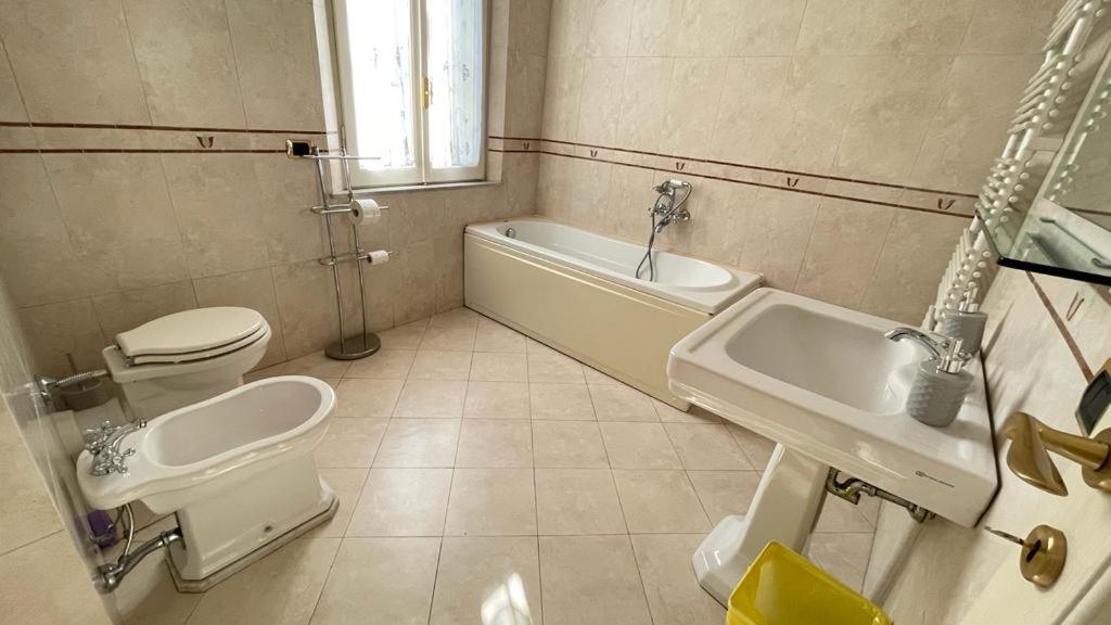 Villa Peonia Parma Cameră foto